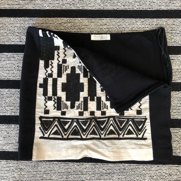 Zara Skirt - Picture 3 of 5